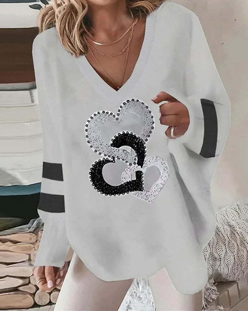 Relaxed Long Sleeve V-Neck Knit Jumper with Heart Graphic